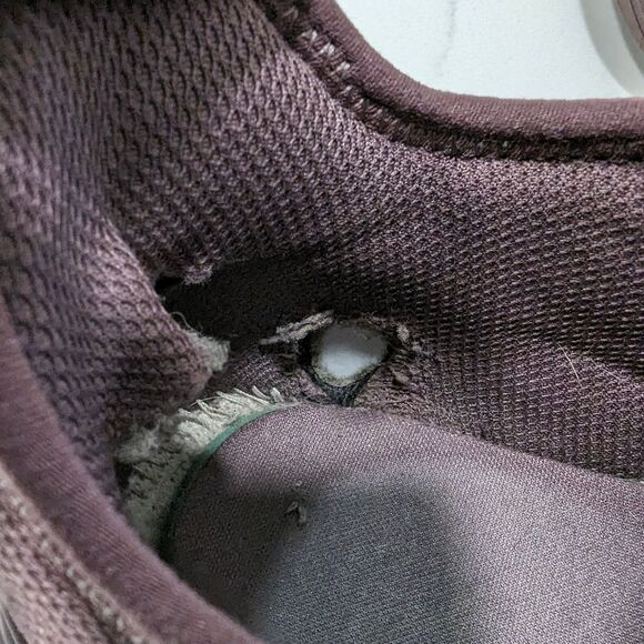 Puma women High Top Trainer Burgundy 377714-02 High Top sneakers Women's Size 9 - Picture 6 of 8